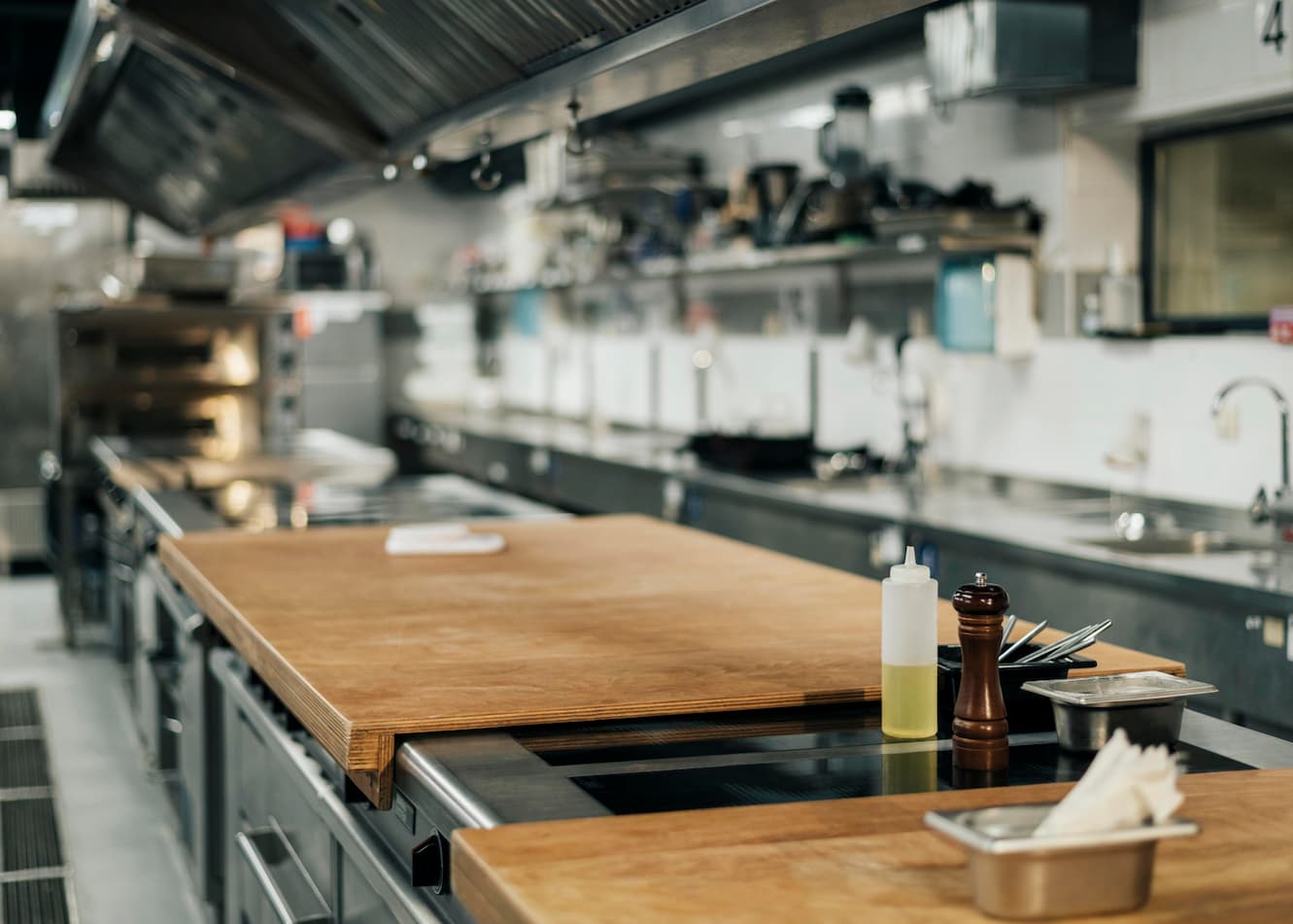 front-view-professional-kitchen-1